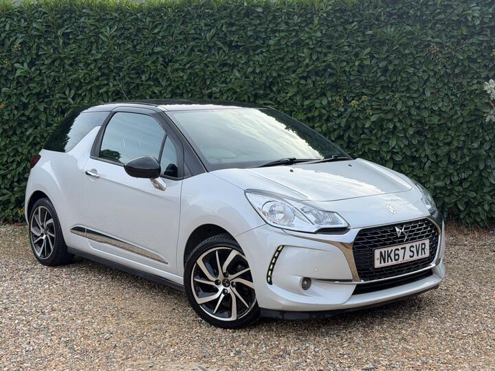 DS AUTOMOBILES DS 3 1.2 PureTech Connected Chic Euro 6 (s/s) 3dr