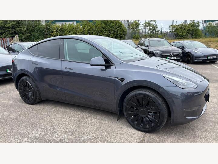 Tesla Model Y Auto RWD 5dr