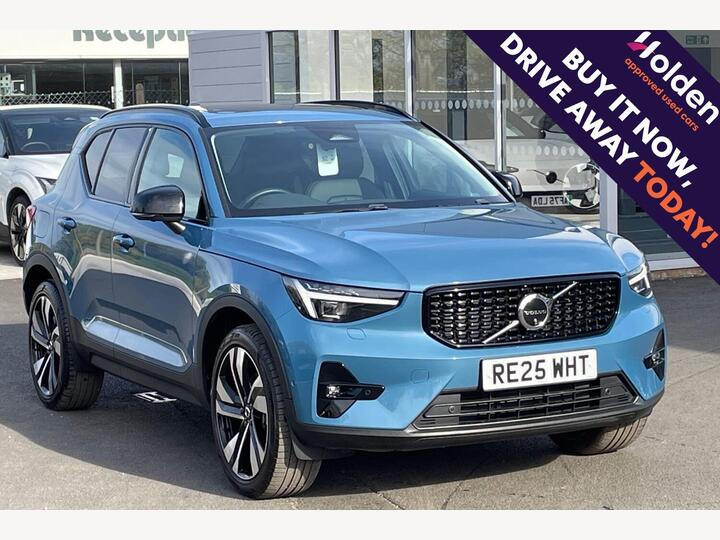 Volvo XC40 2.0 B4 MHEV Ultra Dark DCT Auto Euro 6 (s/s) 5dr