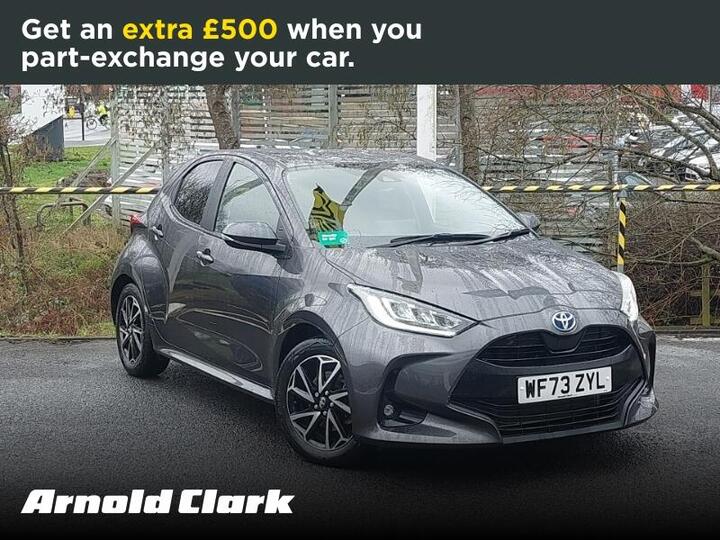 Toyota Yaris 1.5 VVT-h Design E-CVT Euro 6 (s/s) 5dr