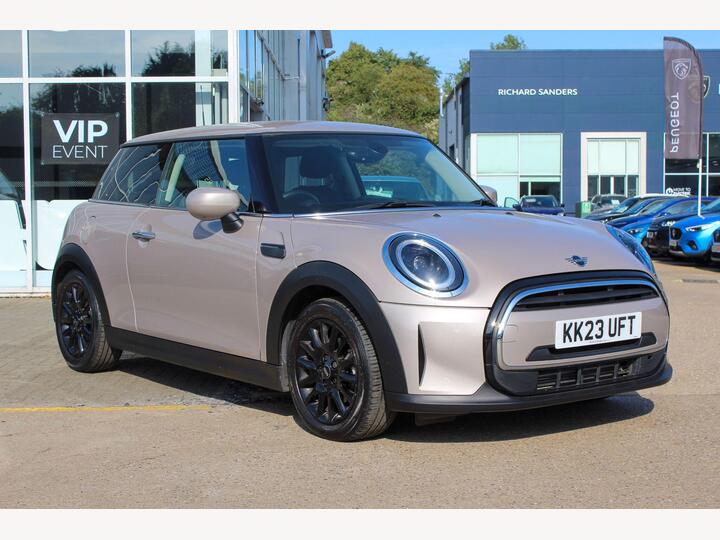 MINI Hatch 1.5 Cooper Classic Steptronic Euro 6 (s/s) 3dr