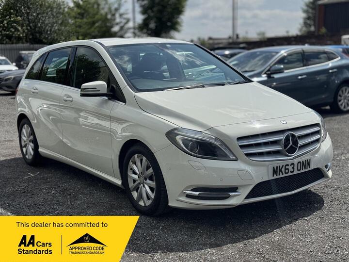 Mercedes-Benz B Class 1.6 B180 BlueEfficiency SE 7G-DCT Euro 5 (s/s) 5dr
