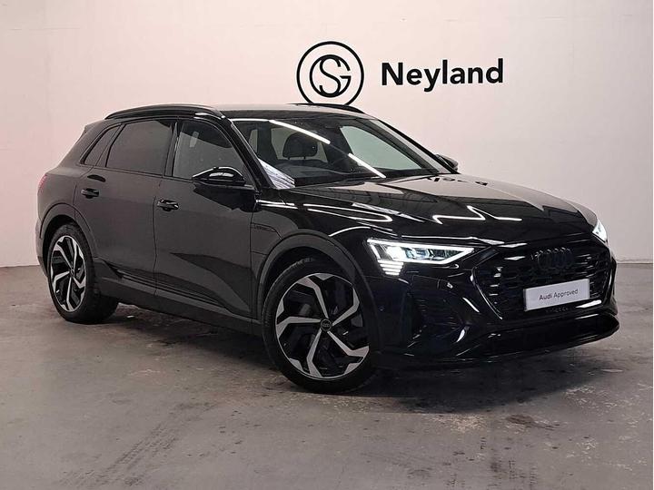 Audi Q8 55 Black Edition Auto Quattro 5dr 114kWh (11kW Charger)