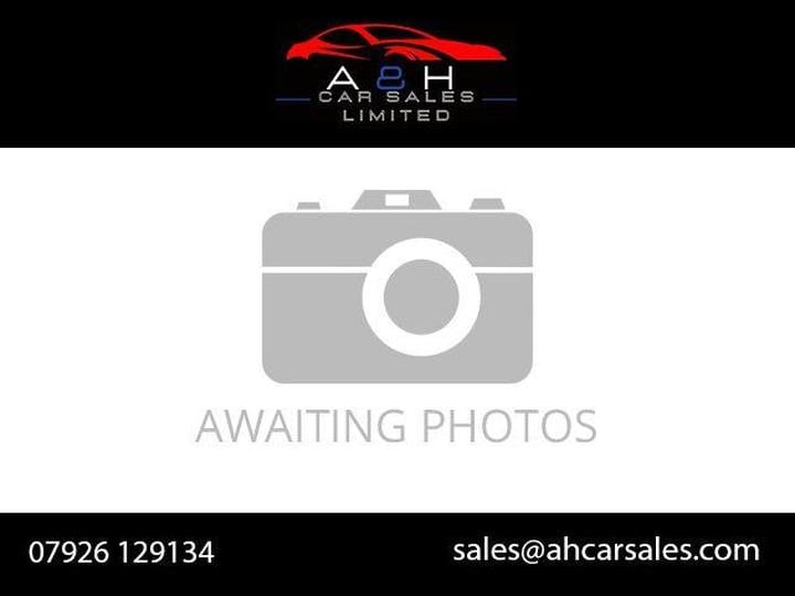 Volvo V40 CROSS COUNTRY 2.0 D4 Lux Nav Geartronic Euro 5 (s/s) 5dr