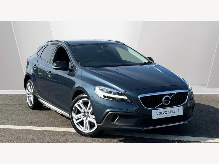 Volvo V40 Cross Country 1.5 T3 GPF Pro Auto Euro 6 (s/s) 5dr