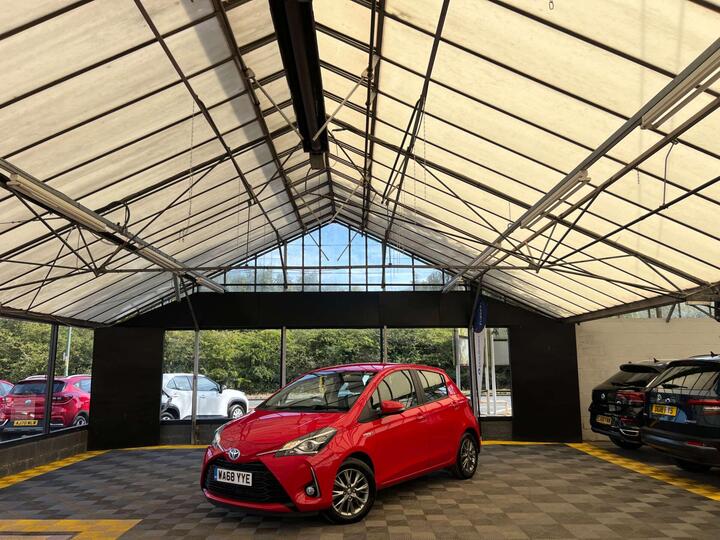 Toyota YARIS 1.5 VVT-h Icon E-CVT Euro 6 (s/s) 5dr