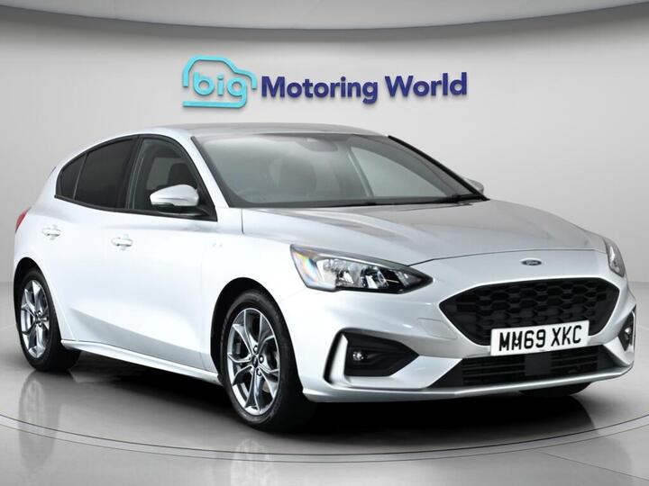 Ford Focus 1.0T EcoBoost ST-Line Euro 6 (s/s) 5dr