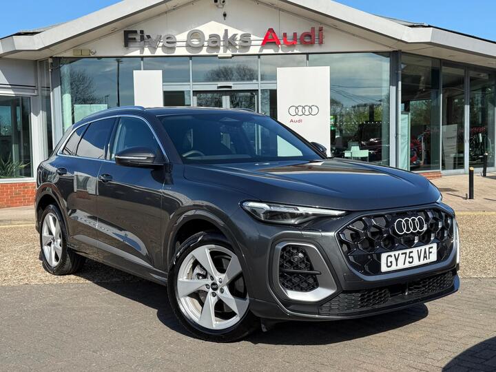 Audi Q5 2.0 E-hybrid 25.9kWh S Line S Tronic Quattro Euro 6 (s/s) 5dr