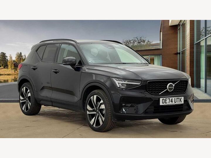 Volvo XC40 2.0 B4 MHEV Plus DCT Auto Euro 6 (s/s) 5dr