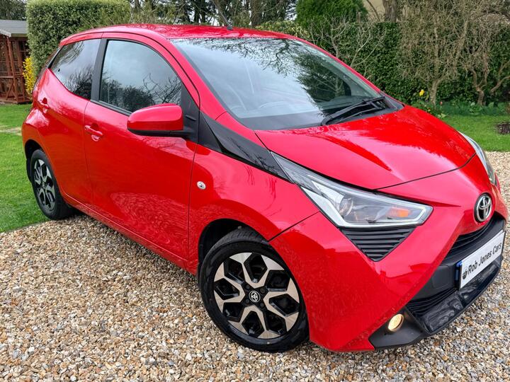 Toyota AYGO 1.0 VVT-i X-plore Euro 6 5dr