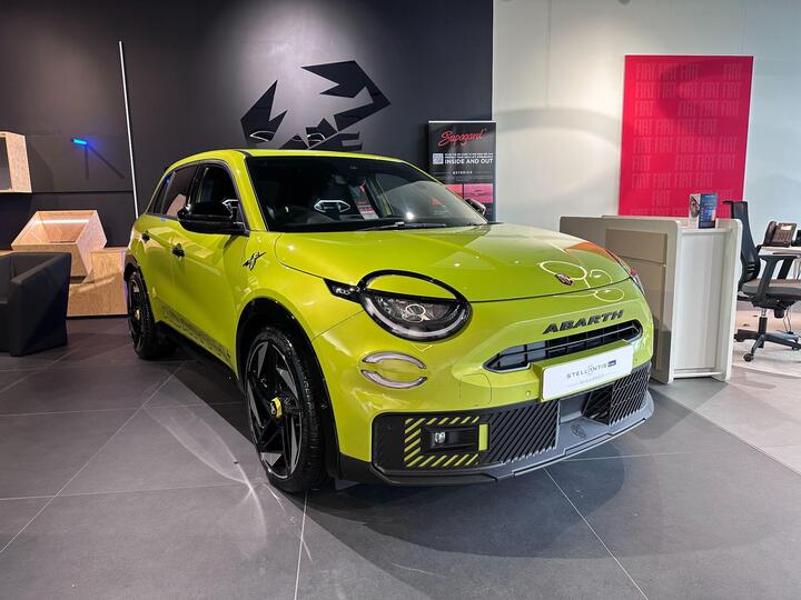 Abarth 600e 54kWh Scorpionissima Auto 5dr