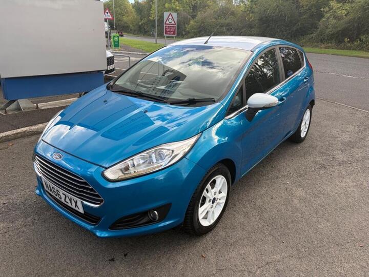 Ford Fiesta 1.25 Zetec Blue Edition Euro 6 5dr