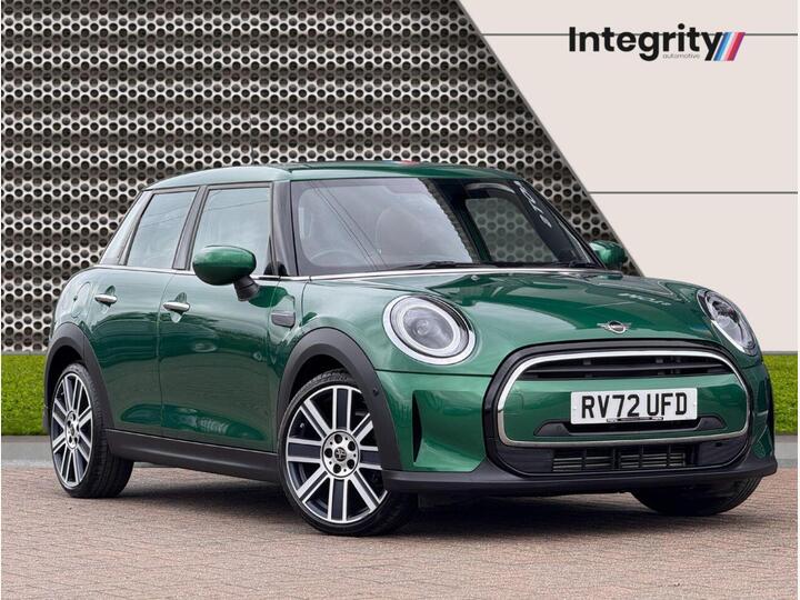 MINI HATCH 1.5 Cooper Exclusive Steptronic Euro 6 (s/s) 5dr