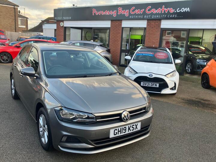 Volkswagen Polo 1.0 TSI SE Euro 6 (s/s) 5dr Volkswagen Polo 1.0 TSI SE Euro 6 (s/s) 5dr