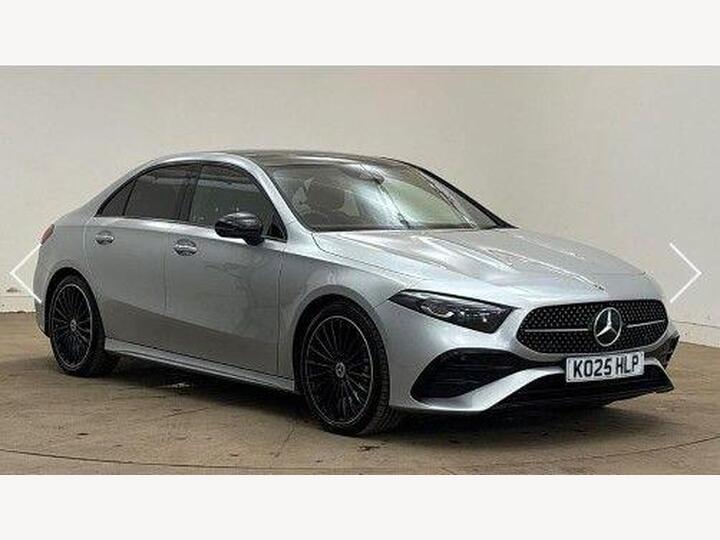 Mercedes-Benz A Class 1.3 A200h MHEV AMG Line (Premium Plus) 7G-DCT Euro 6 (s/s) 4dr