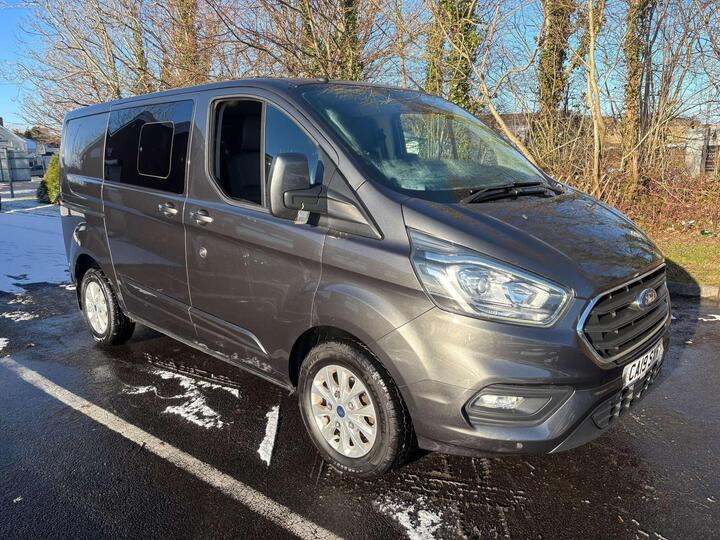 Ford Transit Custom 2.0 300 EcoBlue Limited Crew Van L1 H1 Euro 6 5dr (6 Seat) Ford Transit Custom 2.0 300 EcoBlue Limited Crew Van L1 H1 Euro 6 5dr (6 Seat)