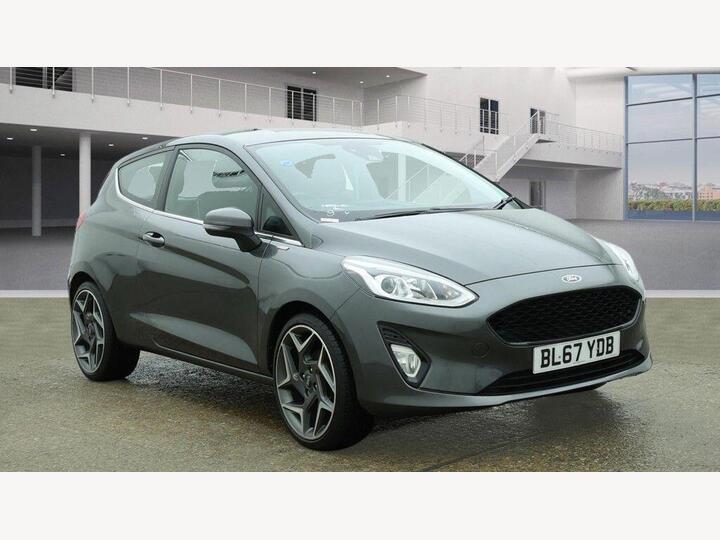 Ford Fiesta 1.1 Ti-VCT Zetec Euro 6 (s/s) 3dr Ford Fiesta 1.1 Ti-VCT Zetec Euro 6 (s/s) 3dr