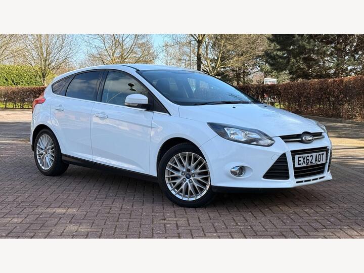Ford Focus 1.0T EcoBoost Zetec Euro 5 (s/s) 5dr