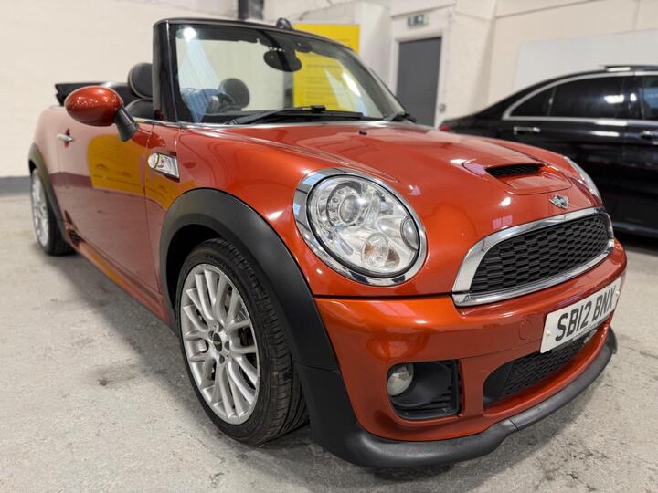 MINI Convertible 2.0 Cooper SD Euro 5 (s/s) 2dr