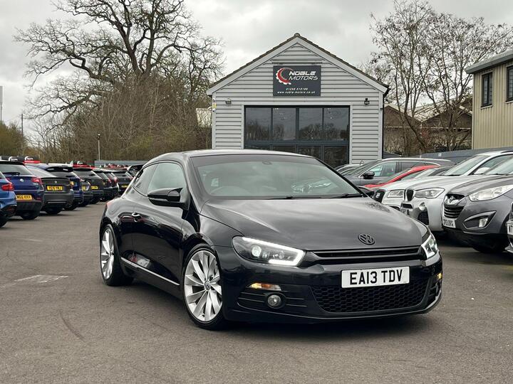 Volkswagen Scirocco 2.0 TDI BlueMotion Tech GT Euro 5 (s/s) 3dr (Leather, Nav) Volkswagen Scirocco 2.0 TDI BlueMotion Tech GT Euro 5 (s/s) 3dr (Leather, Nav)
