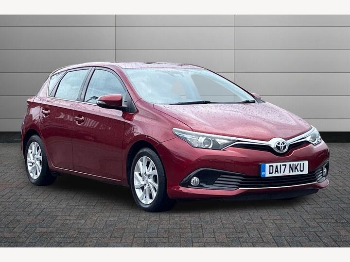 Toyota Auris 1.2 VVT-i Business Edition Euro 6 (s/s) 5dr (Safety Sense) Toyota Auris 1.2 VVT-i Business Edition Euro 6 (s/s) 5dr (Safety Sense)