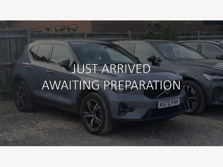 Volvo XC40 2.0 B4 MHEV Plus DCT Auto AWD Euro 6 (s/s) 5dr