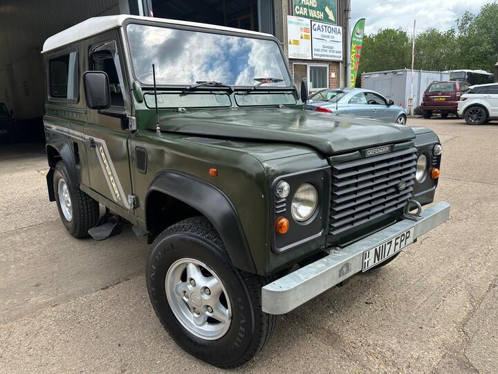 Land Rover Defender 90 2.5 TDi County Station Wagon 3dr