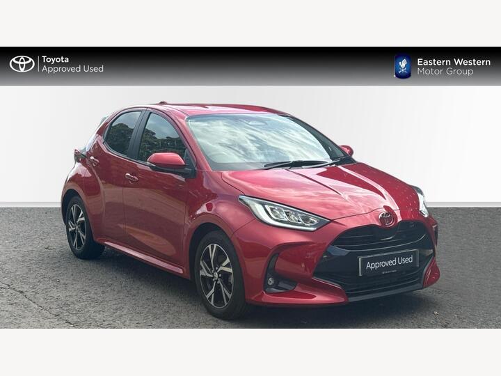 Toyota Yaris 1.5 VVT-h Design E-CVT Euro 6 (s/s) 5dr