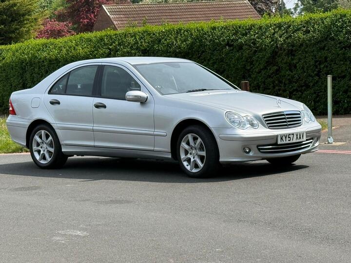 Mercedes-Benz C Class 1.8 C180 Kompressor Classic SE 4dr