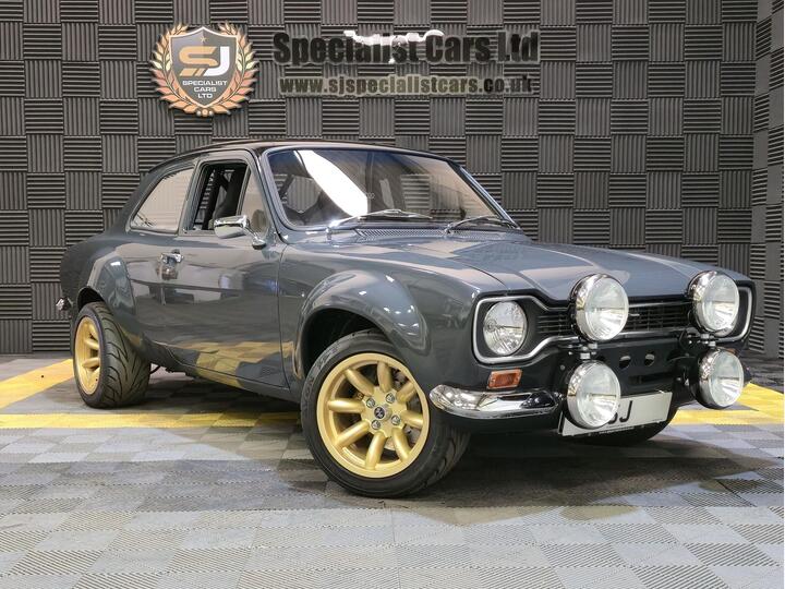 Ford ESCORT 1.6 Sport 2dr