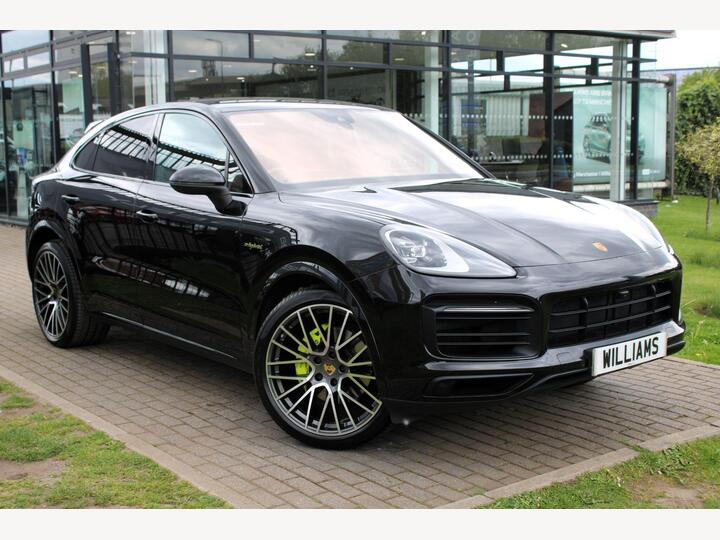 Porsche Cayenne 3.0 V6 E-Hybrid 17.9kWh Platinum Edition TiptronicS 4WD Euro 6 (s/s) 5dr (3.6kW Charger) Porsche Cayenne 3.0 V6 E-Hybrid 17.9kWh Platinum Edition TiptronicS 4WD Euro 6 (s/s) 5dr (3.6kW Charger)