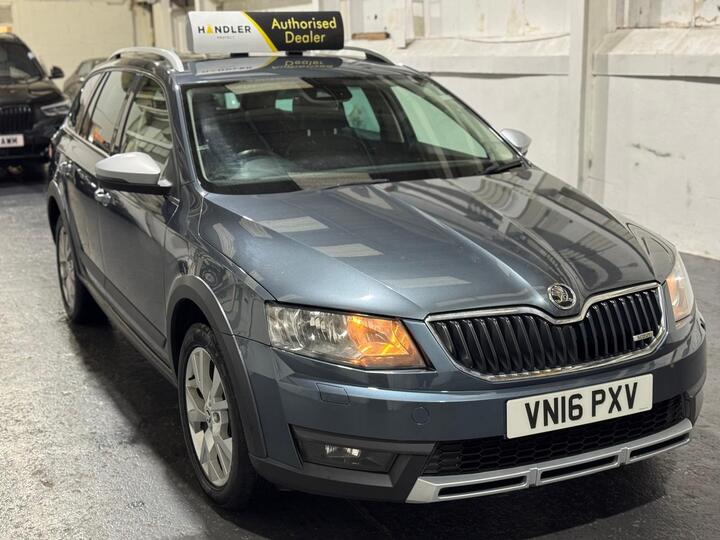 Skoda Octavia 2.0 TDI Scout DSG 4WD Euro 6 (s/s) 5dr