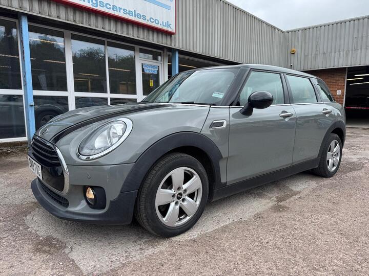 MINI Clubman 2.0 Cooper D (Black Pack) Euro 6 (s/s) 6dr MINI Clubman 2.0 Cooper D (Black Pack) Euro 6 (s/s) 6dr