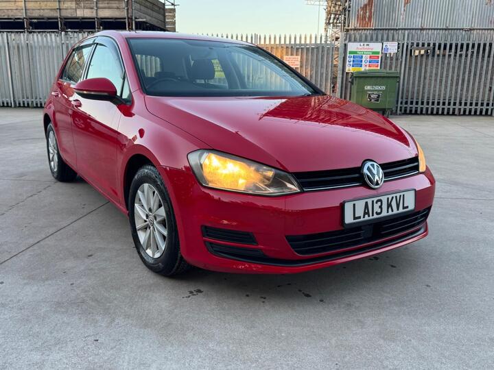 Volkswagen Golf 1.2 TSI BlueMotion Tech S DSG Euro 5 (s/s) 5dr