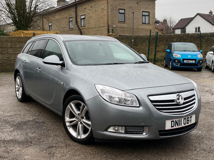 Vauxhall Insignia 2.0 CDTi SRi Nav Sports Tourer Auto Euro 5 5dr
