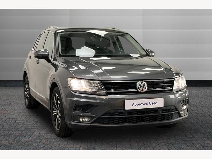 Volkswagen Tiguan 1.4 TSI SE Navigation Euro 6 (s/s) 5dr Volkswagen Tiguan 1.4 TSI SE Navigation Euro 6 (s/s) 5dr