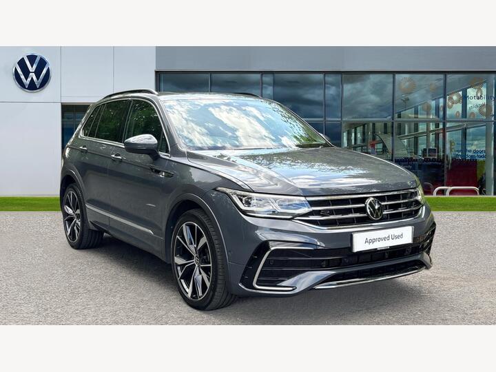 Volkswagen Tiguan 2.0 TDI R-Line DSG 4Motion Euro 6 (s/s) 5dr Volkswagen Tiguan 2.0 TDI R-Line DSG 4Motion Euro 6 (s/s) 5dr