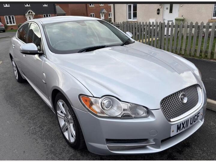 Jaguar XF 3.0d V6 Luxury Auto Euro 5 4dr