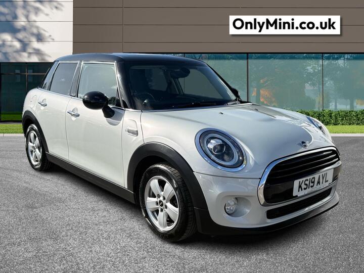 MINI Hatch 1.5 Cooper Classic Steptronic Euro 6 (s/s) 5dr