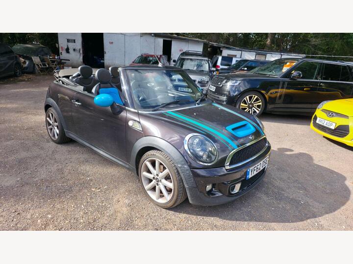 MINI Convertible 2.0 Cooper SD Highgate Euro 5 (s/s) 2dr
