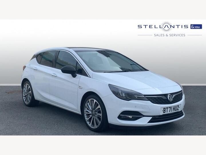 Vauxhall Astra 1.2 Turbo Griffin Edition Euro 6 (s/s) 5dr Vauxhall Astra 1.2 Turbo Griffin Edition Euro 6 (s/s) 5dr