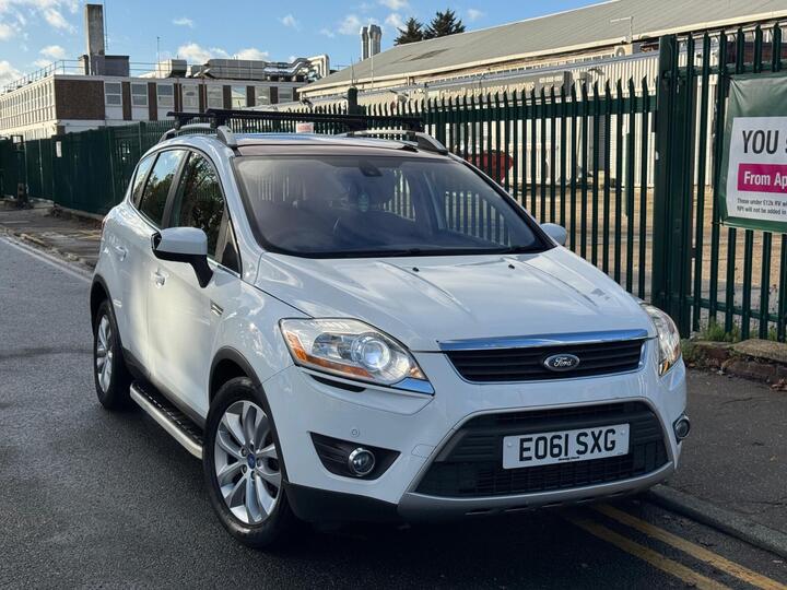 Ford Kuga 2.5T Titanium Auto AWD Euro 5 5dr