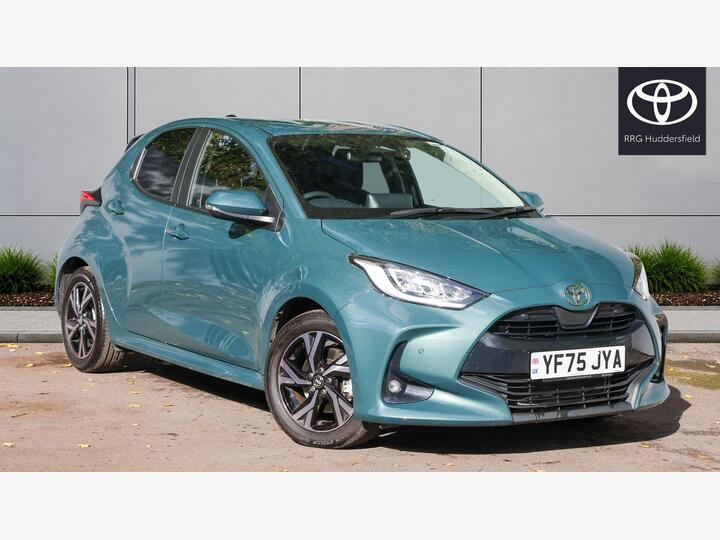 Toyota Yaris 1.5 VVT-h Design E-CVT Euro 6 (s/s) 5dr