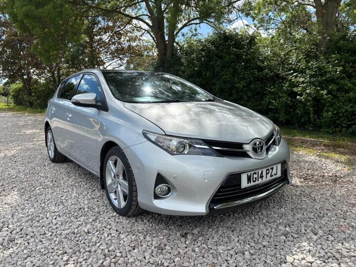 Toyota AURIS 1.6 V-Matic Excel Euro 5 5dr