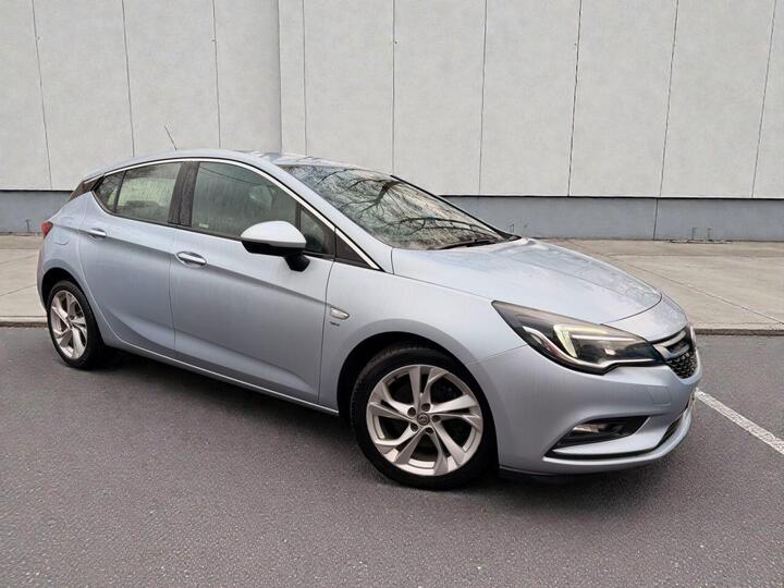 Vauxhall ASTRA 1.6 CDTi BlueInjection SRi Euro 6 (s/s) 5dr