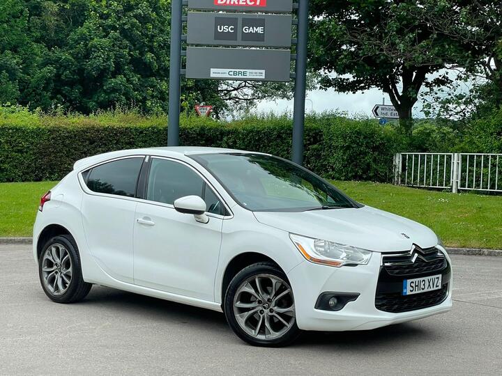 Citroen DS4 1.6 E-HDi Airdream DStyle EGS6 Euro 5 (s/s) 5dr Citroen DS4 1.6 E-HDi Airdream DStyle EGS6 Euro 5 (s/s) 5dr