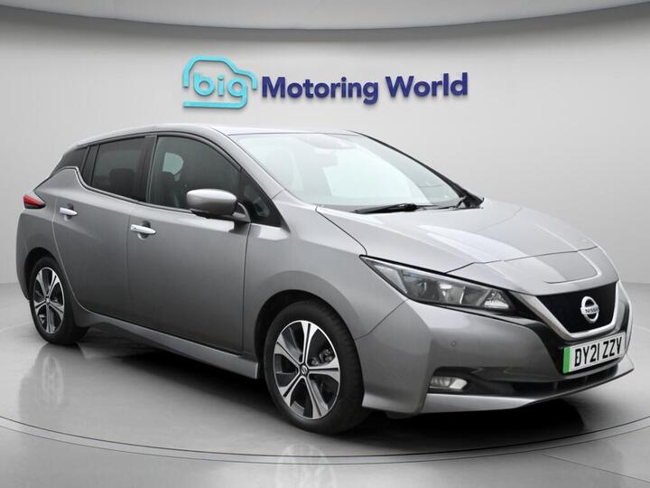 Nissan Leaf 40kWh N-Connecta Auto 5dr