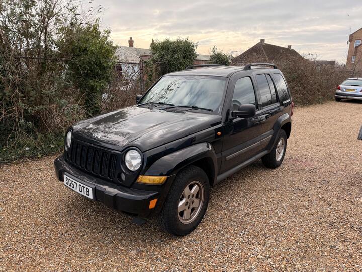 Jeep Cherokee 2.8 TD Sport 4x4 5dr Jeep Cherokee 2.8 TD Sport 4x4 5dr