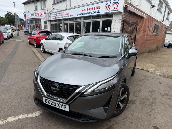 Nissan Qashqai 1.3 DIG-T MHEV N-Connecta XTRON Euro 6 (s/s) 5dr