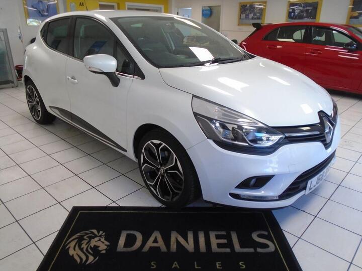 Renault CLIO 1.5 DCi Iconic Euro 6 (s/s) 5dr